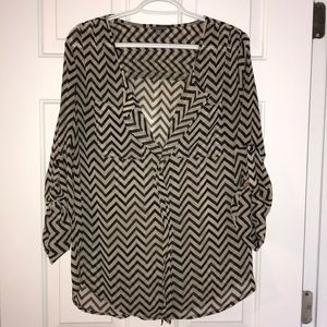 Chevron blouse, two way sleeves!